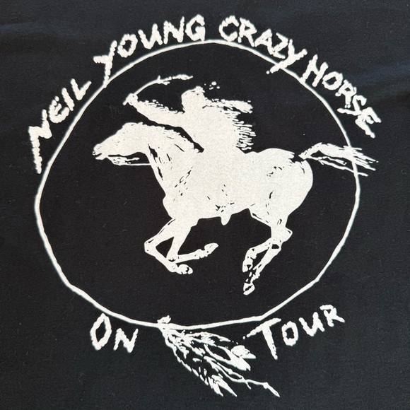 Neil Young Crazy Horse Love Earth Tour TShirt Men’s L Black Graphic Rock Music - Picture 3 of 9